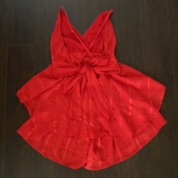 Red, lined pattern romper - Picture 3 of 6